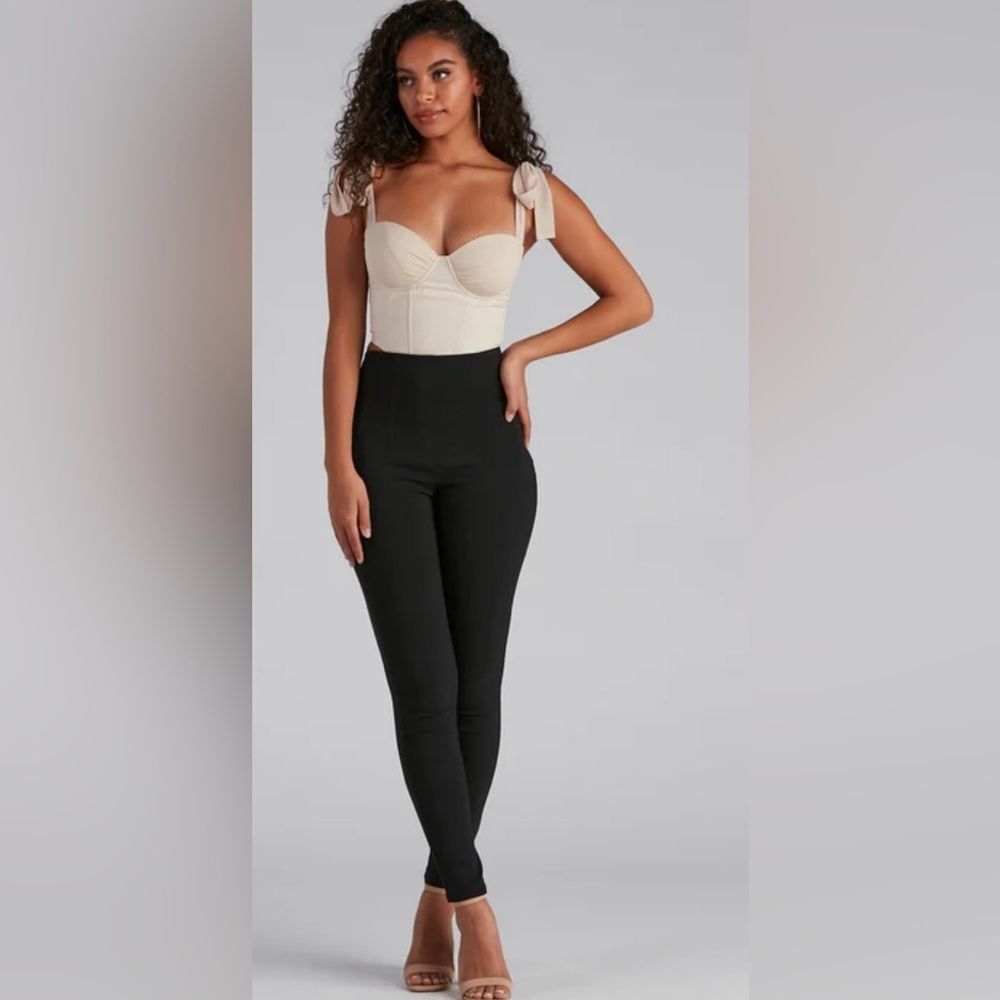 Michael Kors black skinny pull on dress pants Size M